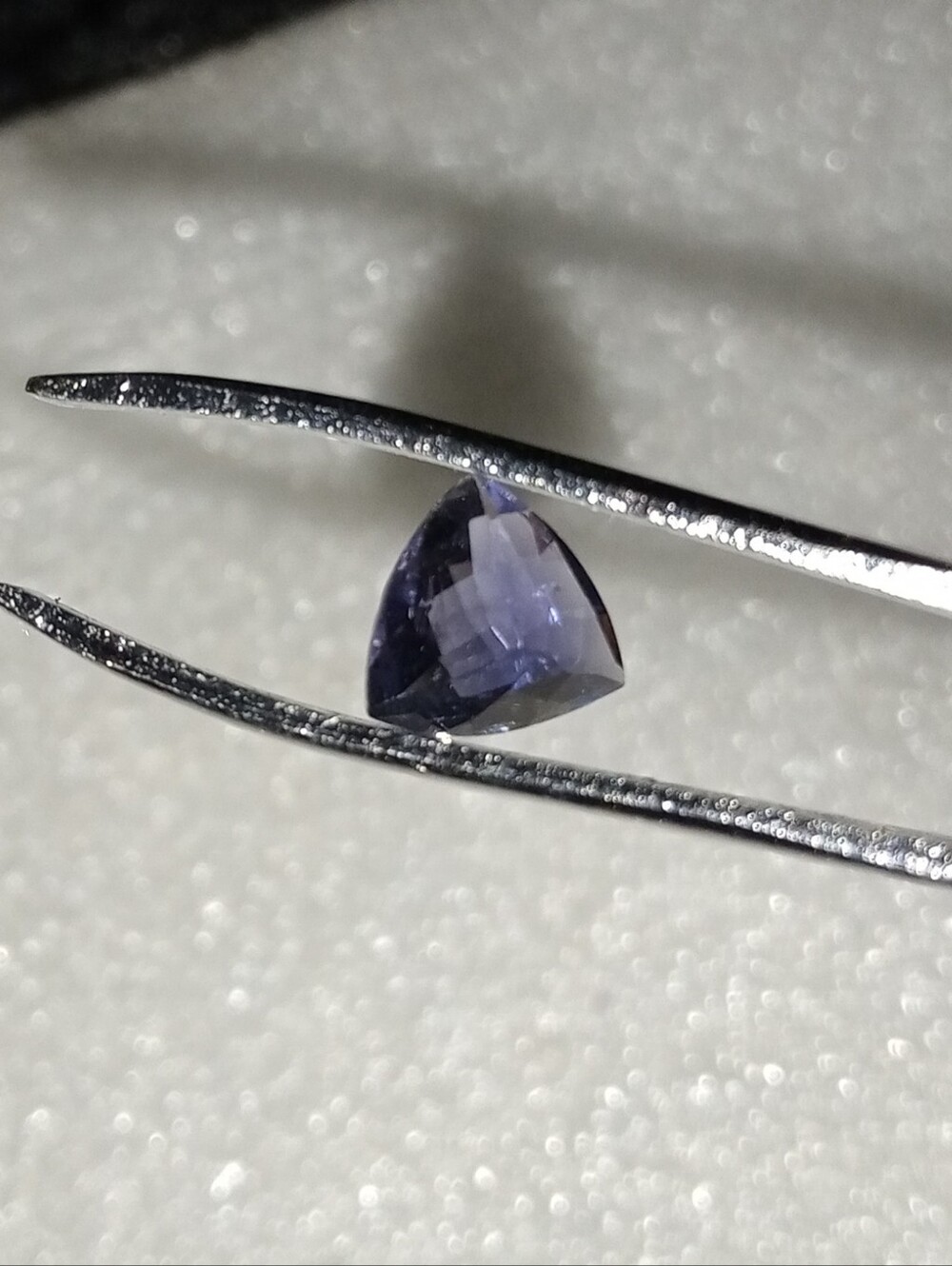 SALE!!! WAS $600 Beautiful Deep Color Natural 2.0ct Trillion Purple Tanzanite - Picture 4 of 11